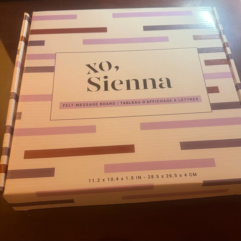 XO Sienna Felt Message Board New!